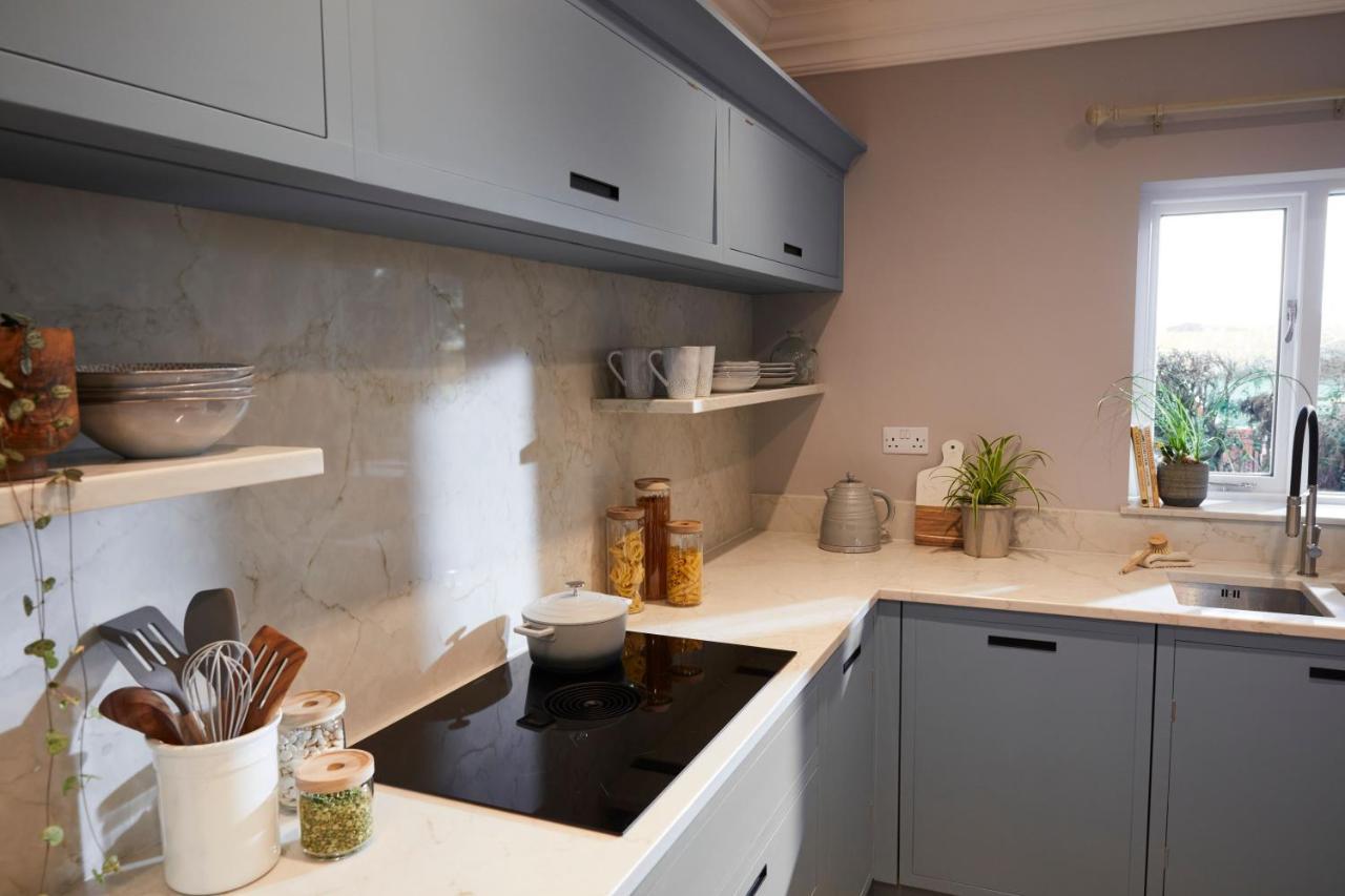 Spacious 4 Bed Family Cottage In Parkland Setting York Bagian luar foto