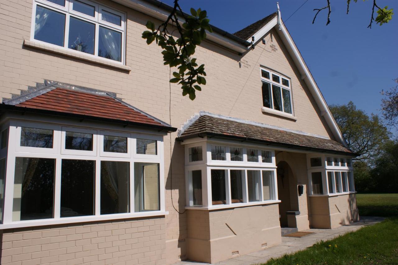Spacious 4 Bed Family Cottage In Parkland Setting York Bagian luar foto