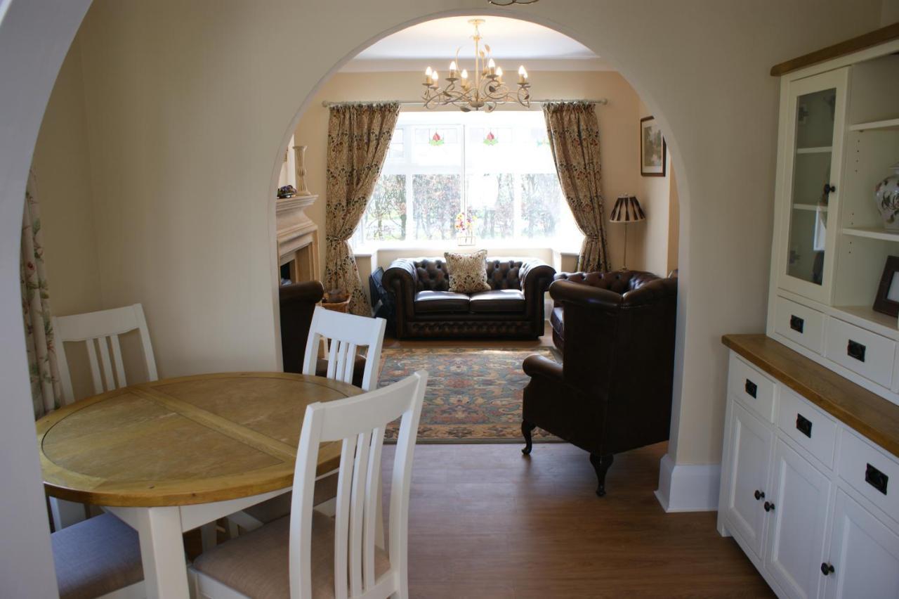 Spacious 4 Bed Family Cottage In Parkland Setting York Bagian luar foto