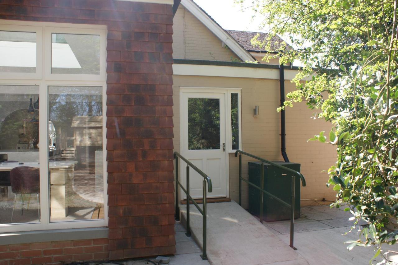 Spacious 4 Bed Family Cottage In Parkland Setting York Bagian luar foto
